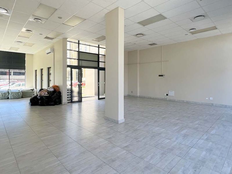 PRIME COMMERCIAL, RETAIL OR OFFICE SPACE - Photo 9