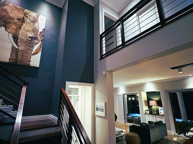 Coastal Architectural Elegance With Endless Ocean Views. - Photo 7