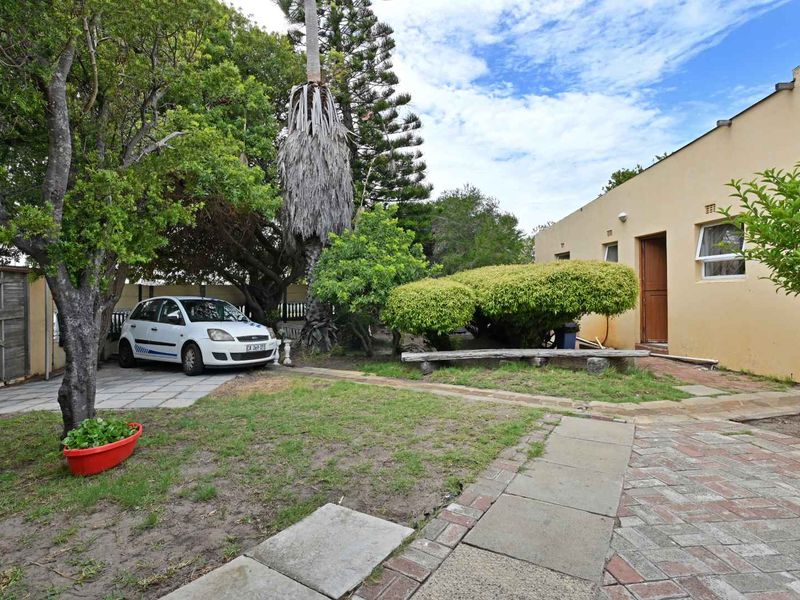 Prime Corner Property with Exceptional Commercial Potential - Photo 8