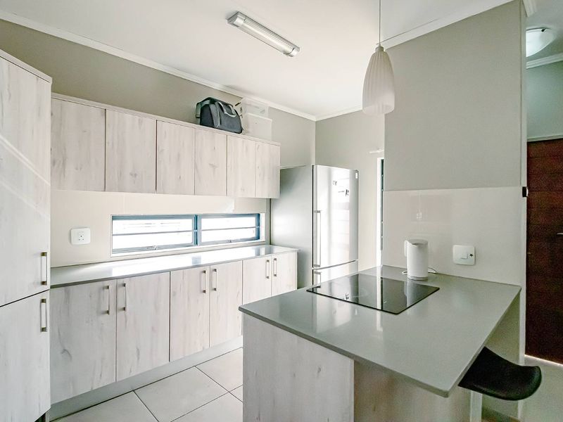 Three Bedroom home in Secure Estate - Photo 10