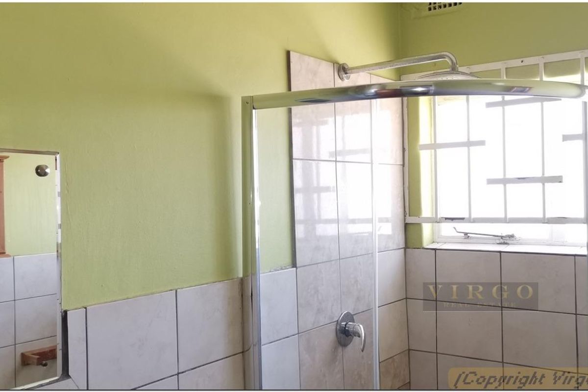 WELL MAINTAINED 2 BEDROOM APARTMENT FOR SALE IN WINDHOEK WEST: PASTEURHOF - Photo 5
