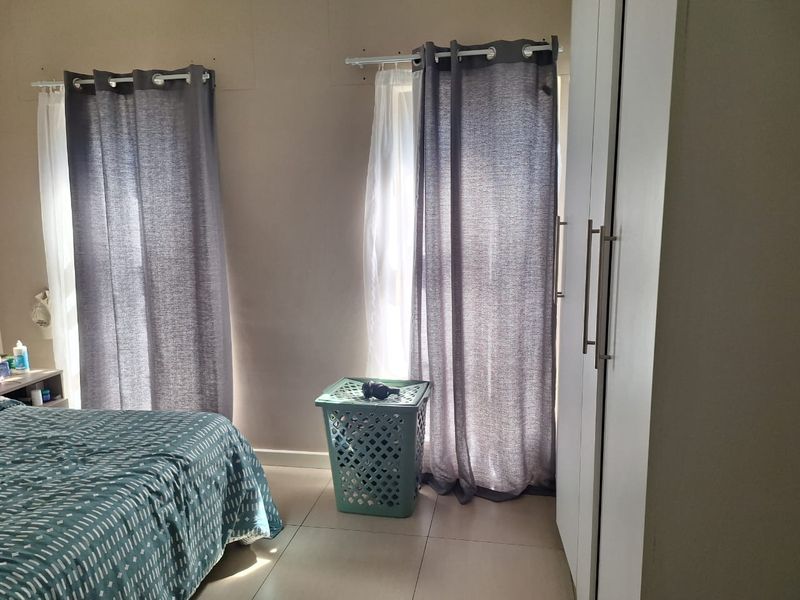 IDEAL NEW COUPLES OR INVESTORS - Photo 5