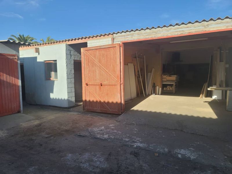 Prime Industrial Property in Walvis Bay. - Photo 8
