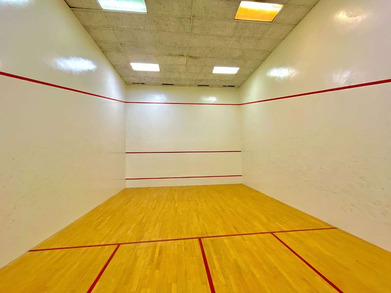 Modern Meets Farmstyle in a Wildlife Estate – Gym, Pool, Squash & More! - 2 and 3 Bedrooms! - Photo 8