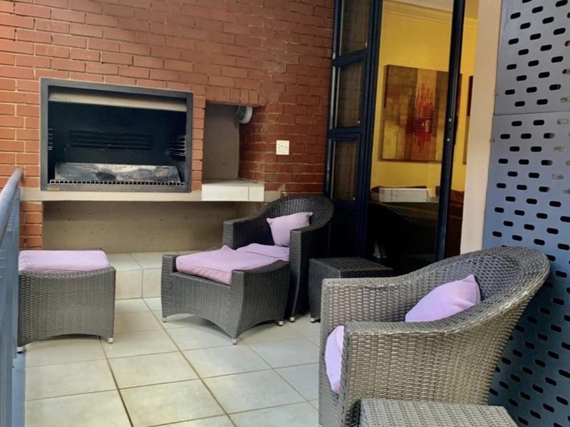 SPACIOUS  EXECUTIVE 2 BED 2 BATH FULLY FURNISHED TOWNHOUSE MORNINGSIDE - Photo 8