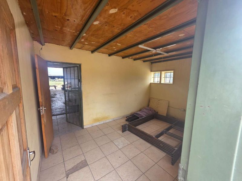 Large Commercial property for sale in Omaruru - Photo 7