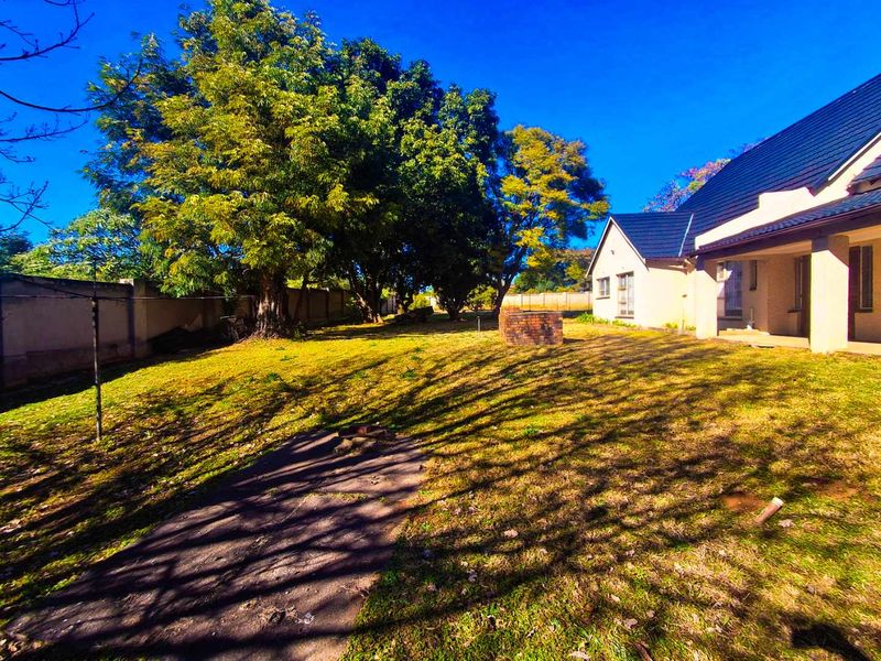 PRICE IS NEGOTIABLE! "An ideal home featuring a vast expanse of land of 2.5 Hectares" - Photo 5