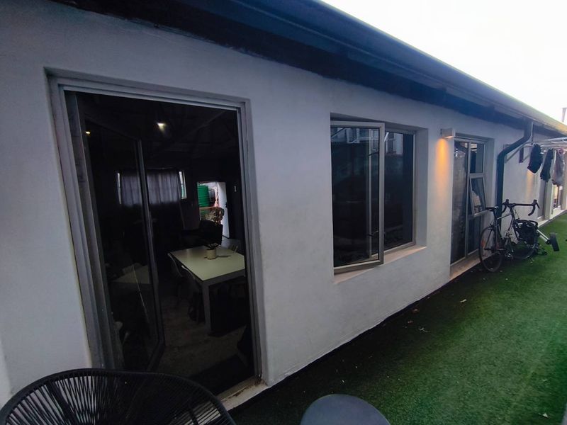 1 Bedroom Airbnb Apartment for Sale in Maboneng - Photo 7