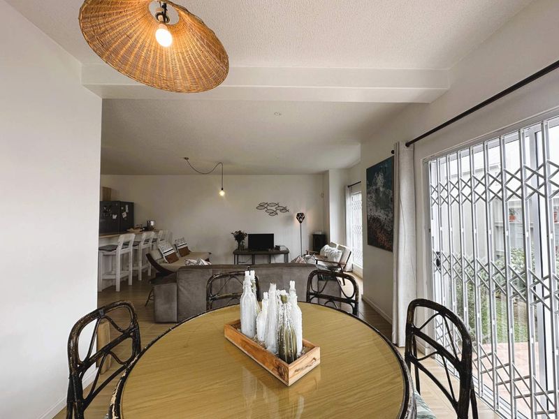 Charming 3-Bedroom Townhouse Near Pebble Beach in Vogelstrand - Photo 9