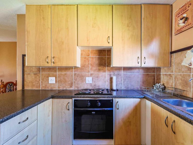 Fully Furnished 2-Bedroom Apartment to Rent - Photo 4