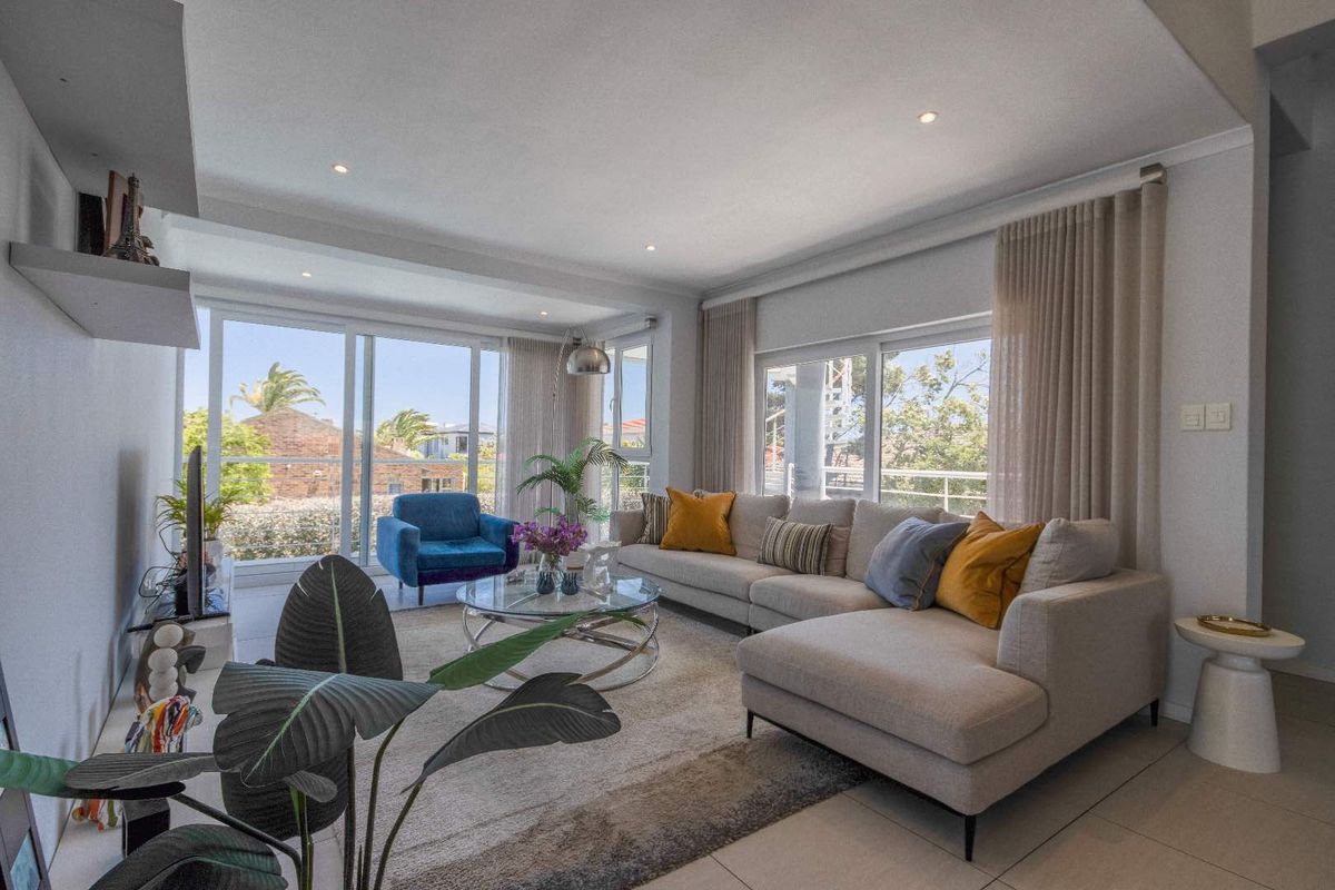 Elegant Double-Storey Home With Pool, Rooftop Deck & Luxury Finishes - Photo 5