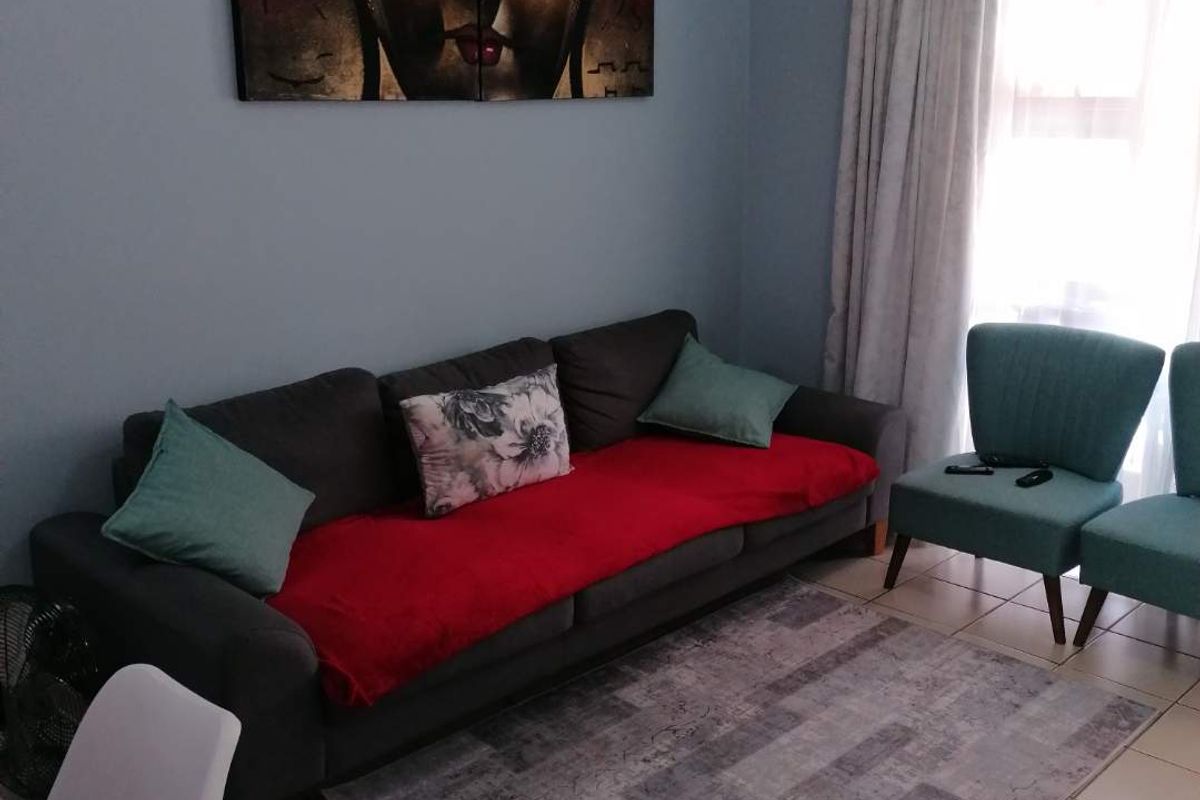 2 Bed, 1 Bath Apartment to rent - Photo 3