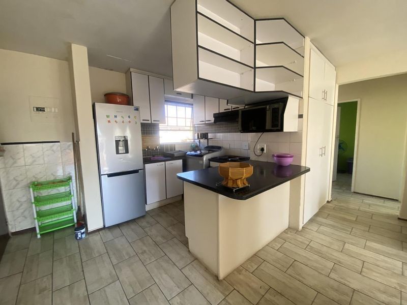 Make Yourself At Home! - Photo 3