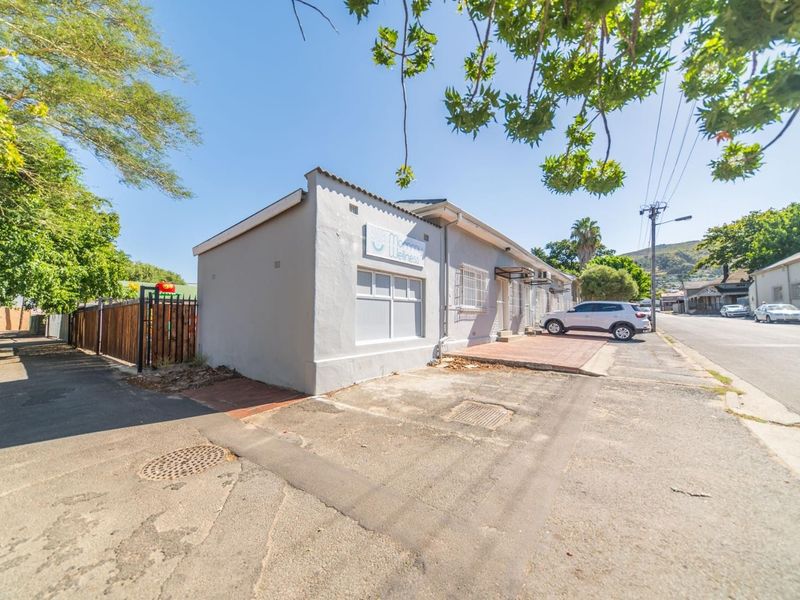 Commercial Investment Portfolio for Sale – Paarl Central - Photo 3