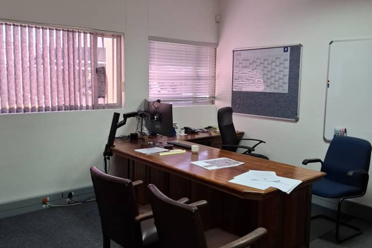 Prime Offices in windhoek Central - Photo 4