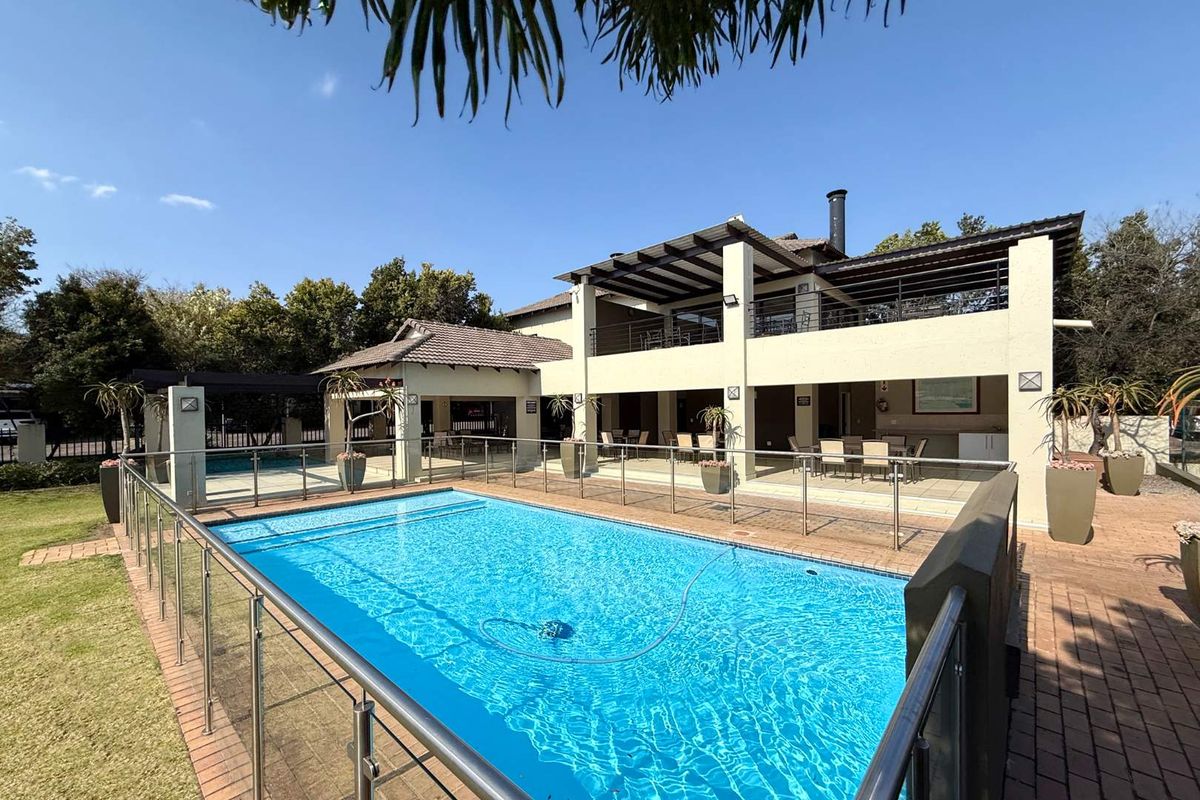 Beautiful 2 Bedroom Apartment in Excellent Estate - Photo 2