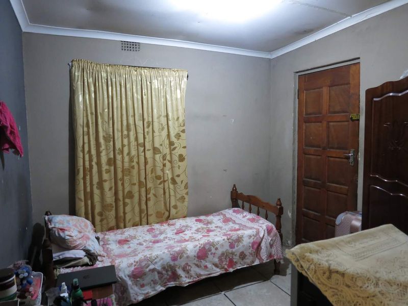 Beautiful 3 Bedroom House - Photo 9