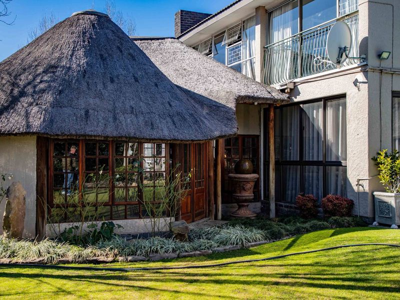 Exceptional Double-Storey Guesthouse for Sale – A Prime Investment Opportunity - Photo 2