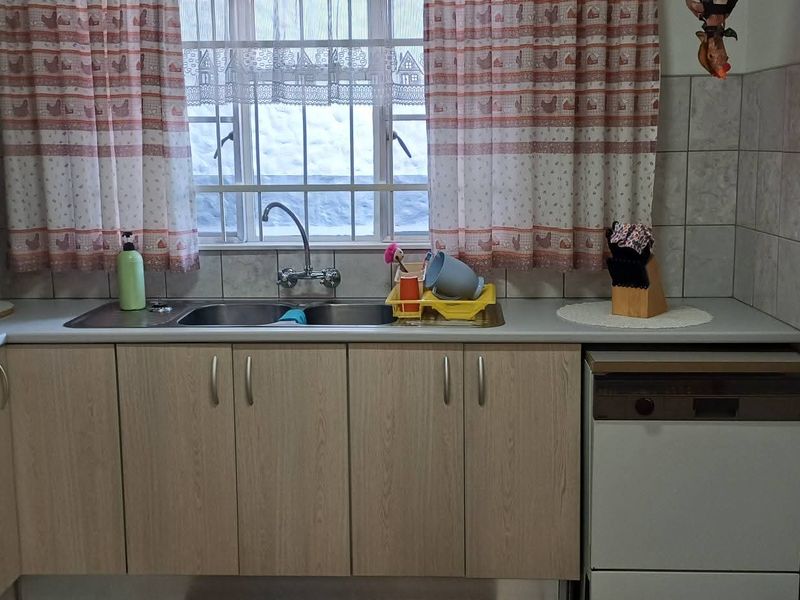 A home where space, comfort, and lifestyle come together — ready for its next family to make lasting memories. - Photo 4