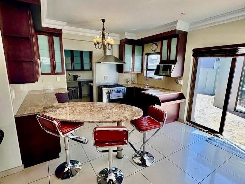 LONG BEACH FAMILY HOME | FOR SALE! - Photo 1