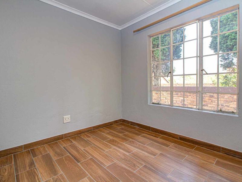 Your Ideal Townhouse: Entertain, Relax, and Live Comfortably! - Photo 8