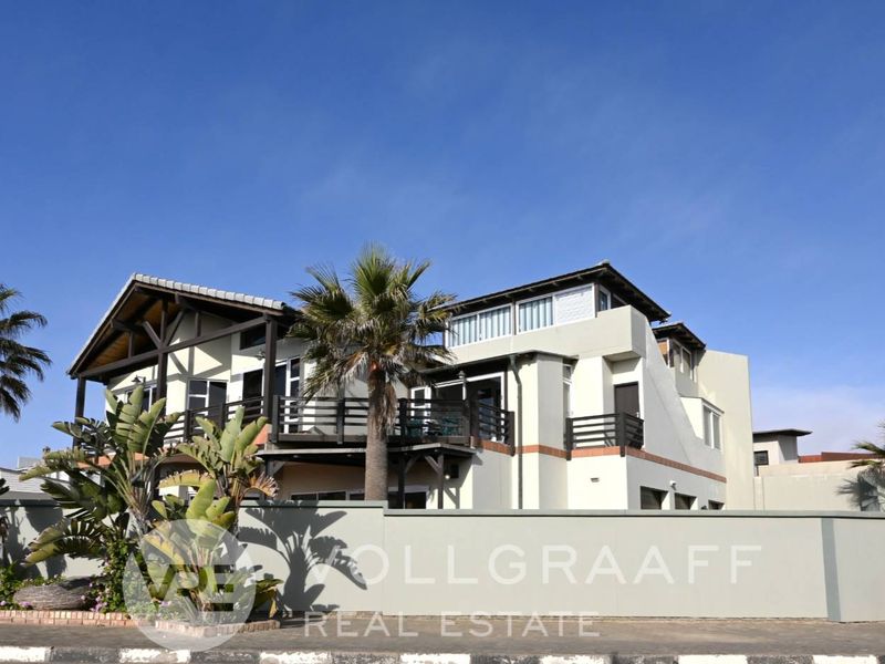 Gem in the perfect location! - Photo 2