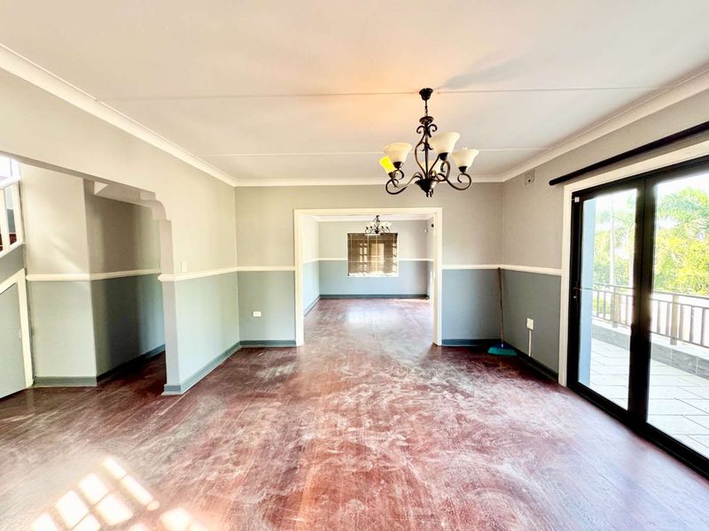 Hendra Estates - Lovely Large family Home with Granny Flat to Rent In Durban North - Photo 7