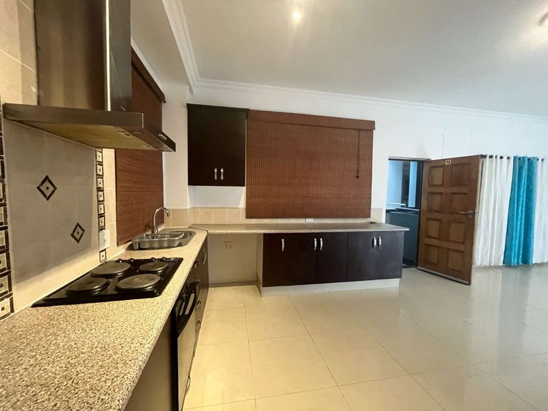 Hendra - Very Spacious 1 Bedroom Umhlanga apartment - Photo 4
