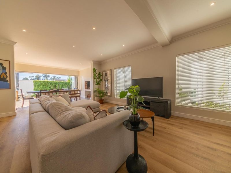 Beautiful 3-Bedroom Home in a Secure Country Estate - Just Outside Stellenbosch - Photo 7