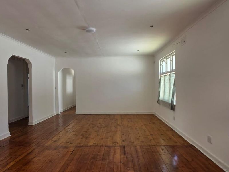 Charming 3-bedroom, 2-bathroom home in Cato Manor - Photo 5