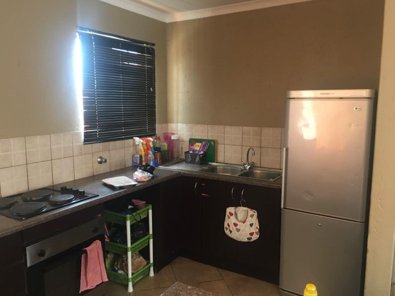 Buy to stay or rent out - Photo 3