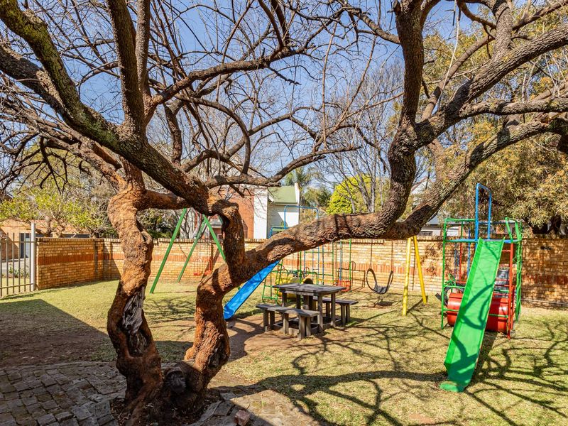 Secure & Modern 2-Bedroom, 2-Bathroom Home | Silver Willows, Pretoria East - Photo 8