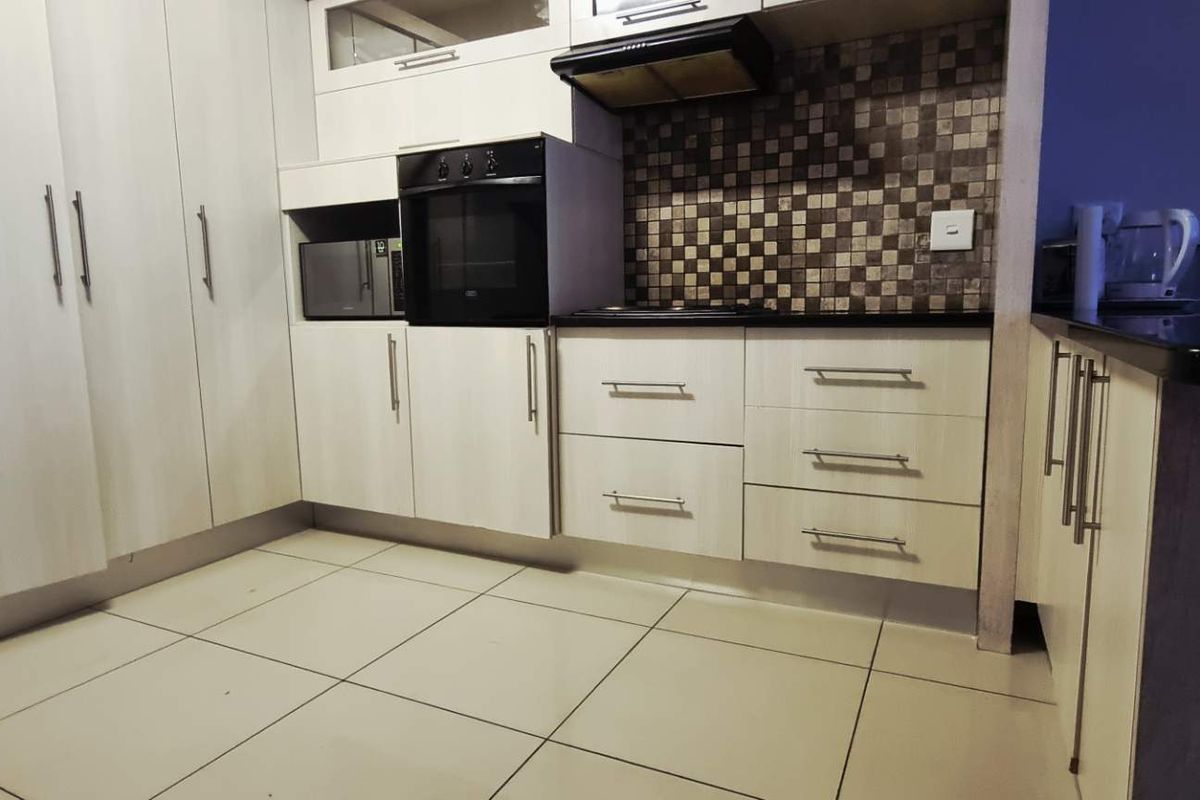 Klein Windhoek 3 bedroom Townhouse - Photo 3