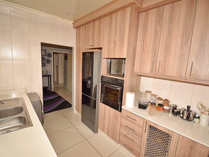 Begin Your Family’s Next Chapter Here - Photo 9