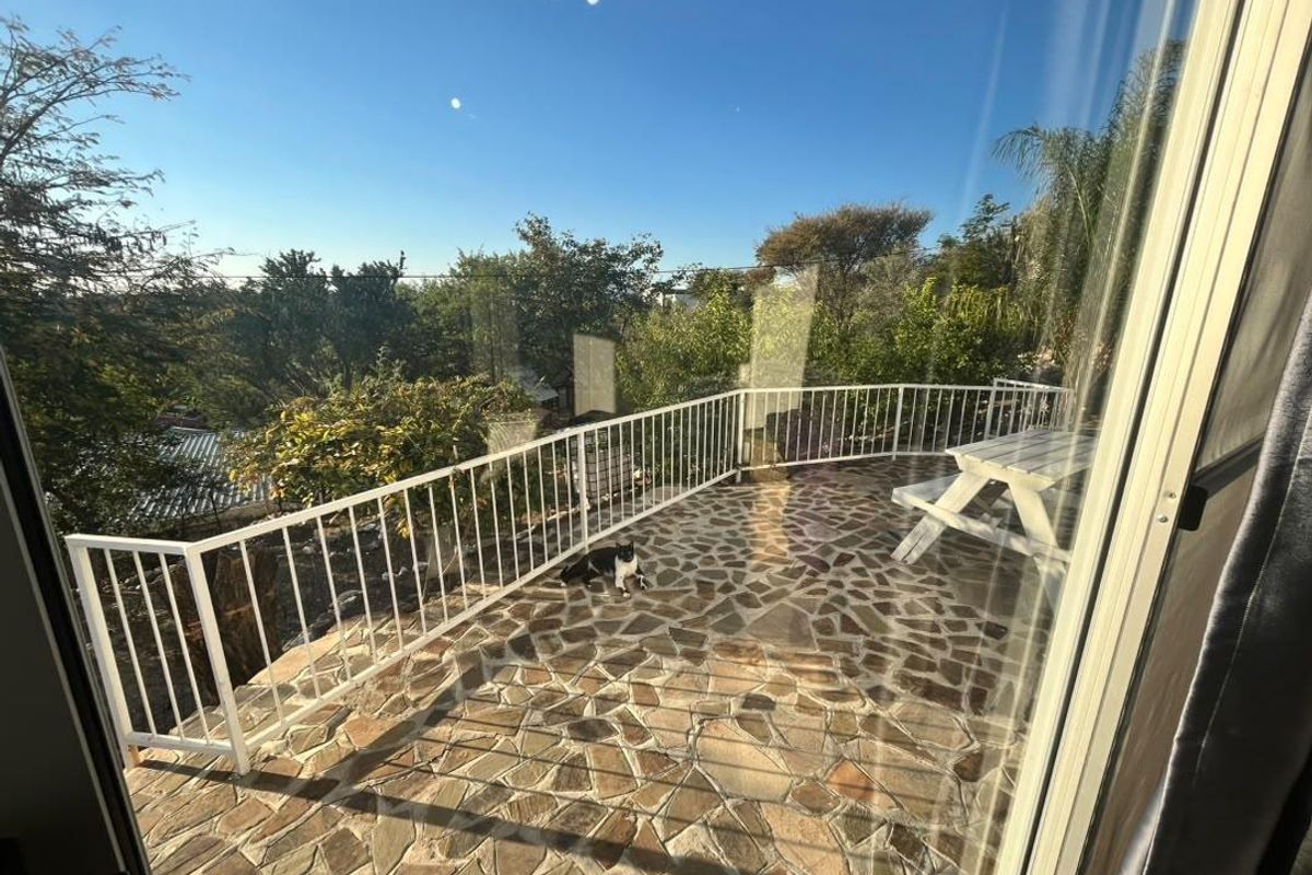 Exclusive Rental Luxury Hill Klein Windhoek - Photo 3