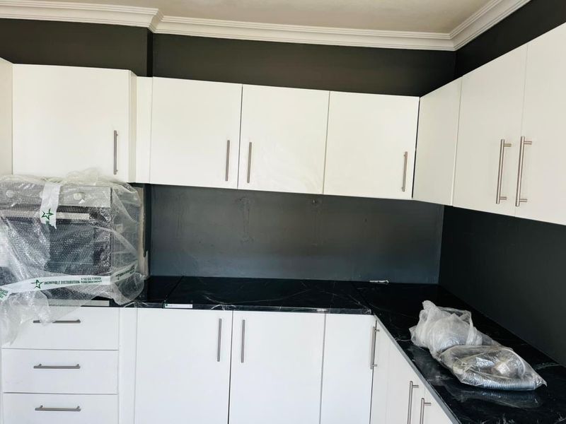 Freestanding House For Rent - Photo 1