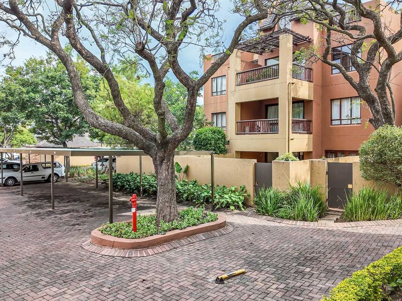 One bedroom apartment for sale in Lonehill - Photo 2
