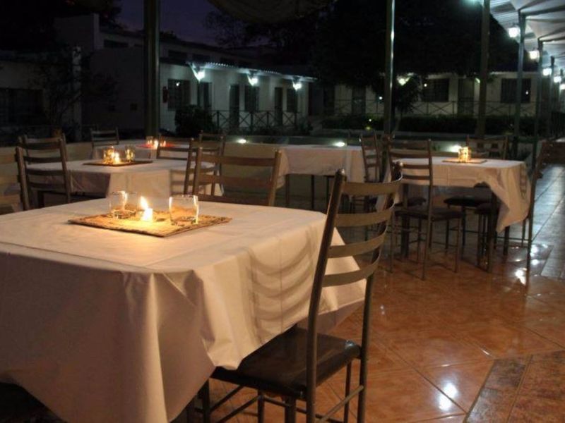 FOR SALE: 10 BEDROOM GUESTHOUSE WITH RIVER VIEW, KAVANGO,NAMIBIA - Photo 7