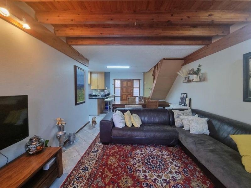 Excellent location for schools. Ideal investment. - Photo 8