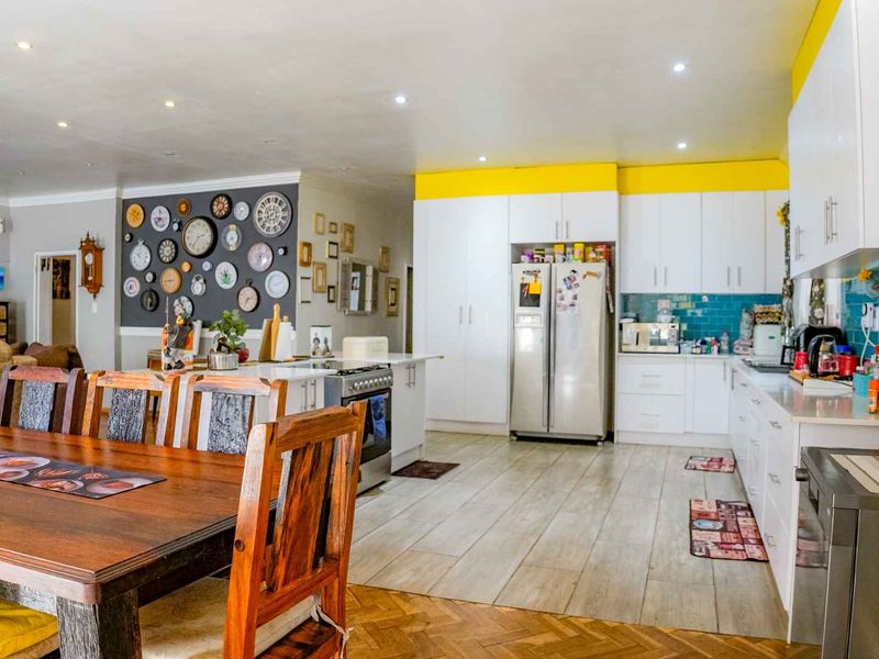 4.28ha Smallholding in Quaggafontein – Where Country Comfort Meets Investment Potential - Photo 7