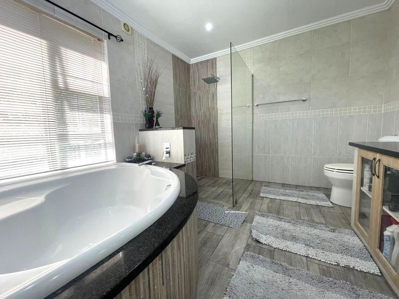 Coastal Bliss - Photo 4