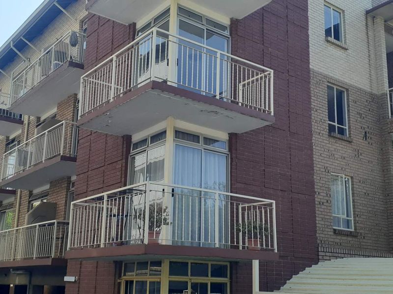 2 Bedroom to rent in Hatfield - Photo 3
