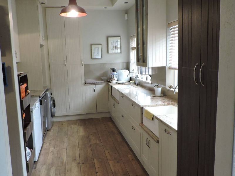 FOR SALE - TRIPLE-STOREY WATERFRONT HOME IN SWAKOPMUND WITH 4 LUXURIOUS EN-SUITE BEDROOM - Photo 6