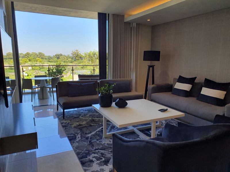 Fully Furnished 2-Bedroom En Suite Home with Beautiful Golf Course Views - Photo 4