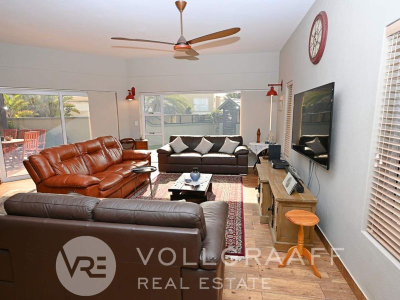 Gem in the perfect location! - Photo 7