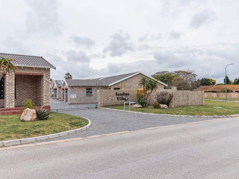 Neat & Convenient Townhouse in Secure Complex - Photo 2