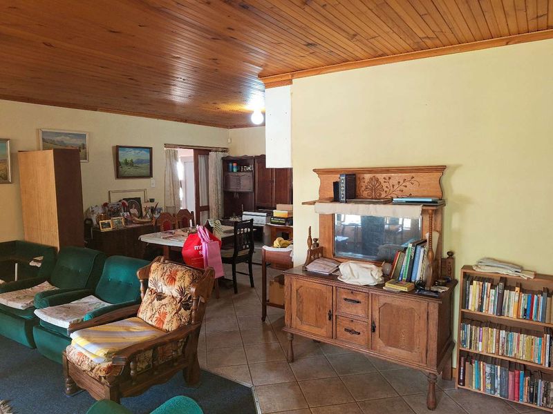 Rare find in Kleinmond Avenues - Photo 7