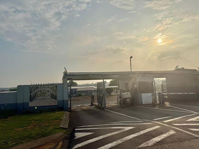 Ideally Positioned Home - Photo 5