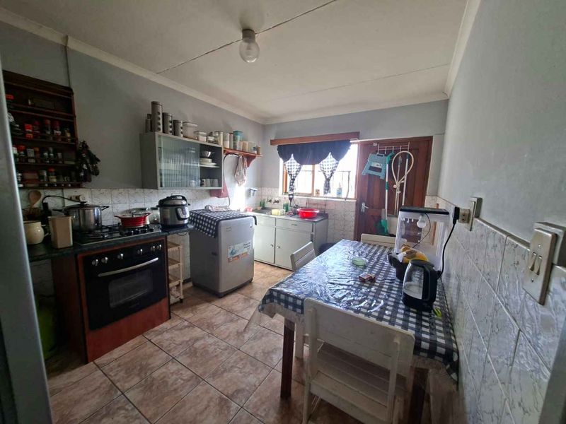 Dual Living, Double the Charm! 🏡 - Photo 10