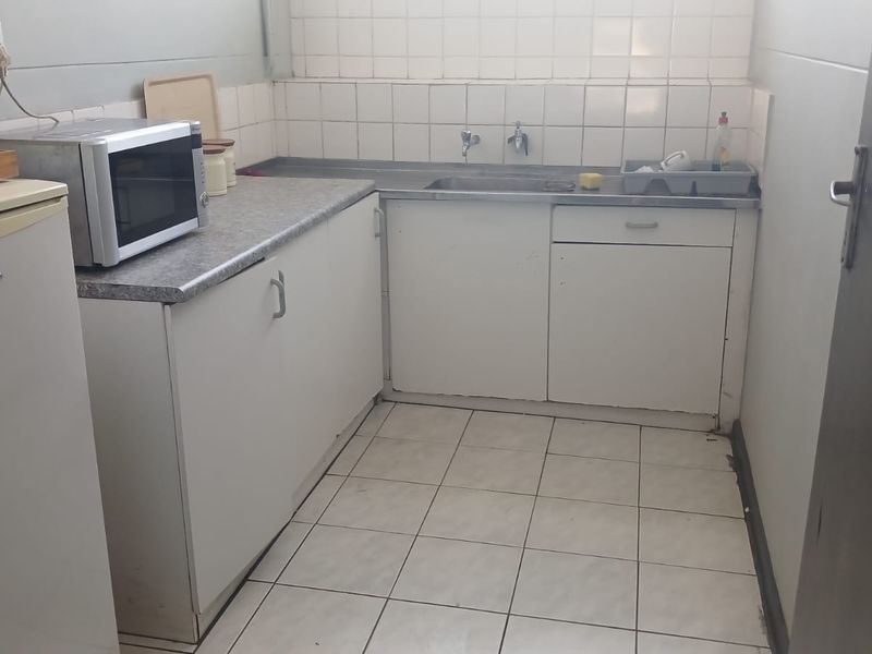 To Let | 2,973 sqm Industrial Warehouse | Paarden Eiland - Photo 4